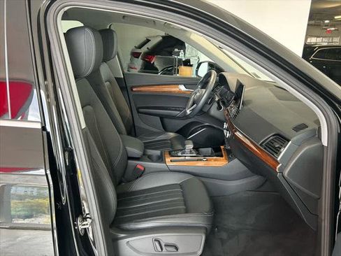 Certified 2023 Audi Q5 2.0T Premium w/ Convenience Package image 24