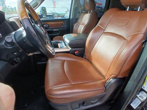 Used 2016 RAM 3500 Laramie Longhorn w/ Convenience Group image 36