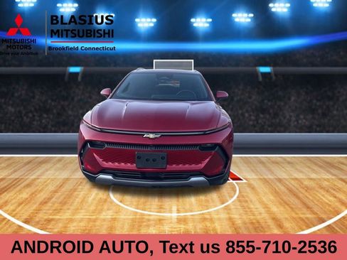 Used 2025 Chevrolet Equinox EV LT w/ Convenience Package image 10