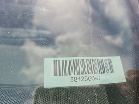 Used 2025 Chevrolet Tahoe LT image 4