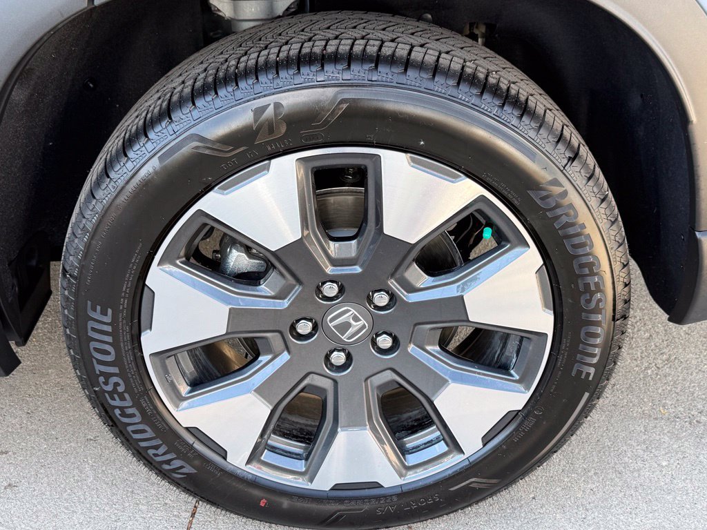 Certified 2026 Honda Pilot Elite image 13