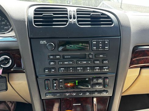 Used 2001 Lincoln LS RWD image 16