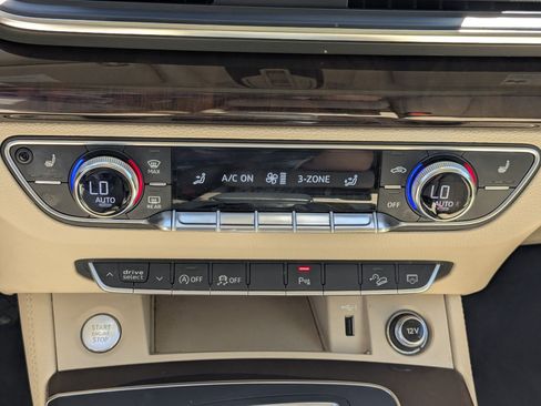 Used 2019 Audi Q5 2.0T Premium Plus w/ Premium Plus Package AWD/4WD image 28