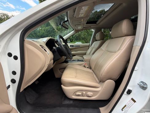 Used 2017 Nissan Pathfinder SL w/ SL Premium Package AWD/4WD image 15