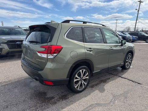 Used 2019 Subaru Forester Limited image 3
