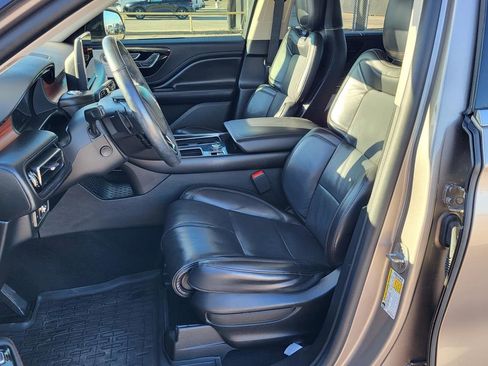 Used 2020 Lincoln Aviator Reserve w/ Equipment Group 202A image 17