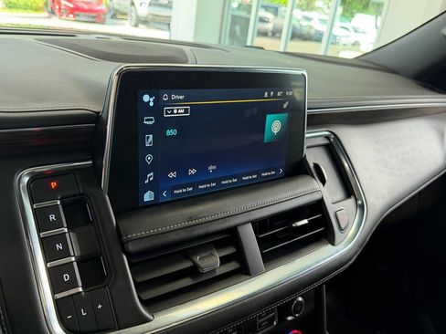 Used 2023 Chevrolet Tahoe Premier RWD image 19