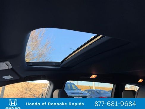 Used 2025 Honda Odyssey Sport-L image 31