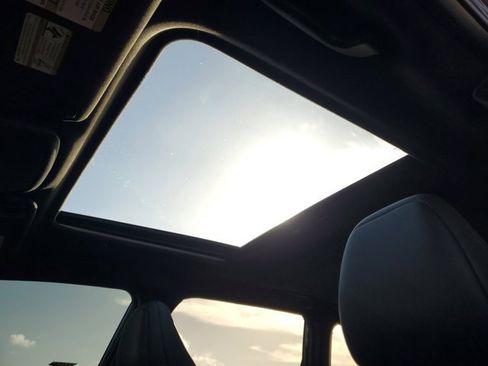 Used 2025 Subaru Forester Sport image 18