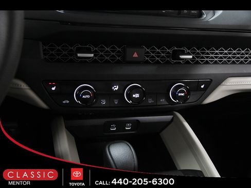 Used 2024 Honda Accord EX image 13