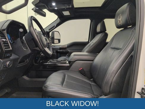 Used 2022 Ford F250 Lariat w/ Black Appearance Package AWD/4WD image 4
