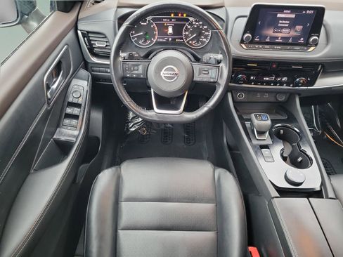 Certified 2021 Nissan Rogue SV w/ Premium Package image 19