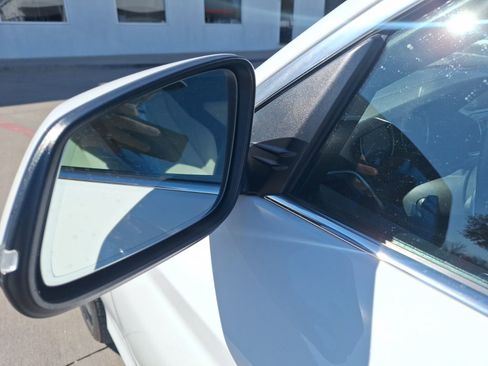 Used 2020 BMW 230i Convertible w/ Premium Package image 13