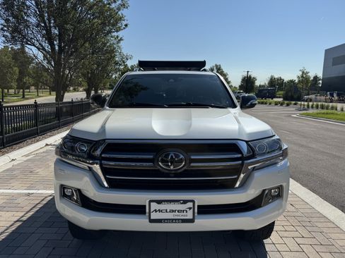 Used 2021 Toyota Land Cruiser Heritage Edition AWD/4WD image 9