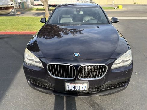 Used 2015 BMW 750i image 5