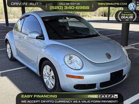 Used 2010 Volkswagen Beetle Coupe FWD image 1