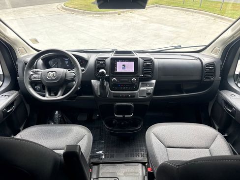 Used 2024 RAM ProMaster 2500 FWD image 15
