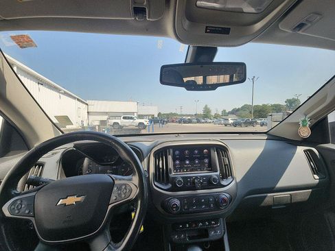 Used 2022 Chevrolet Colorado Z71 RWD image 17