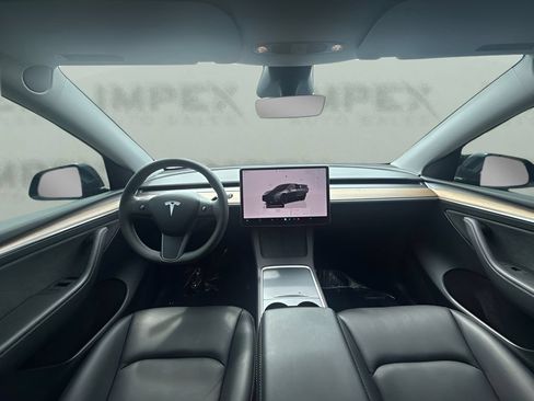 Used 2023 Tesla Model Y AWD image 8