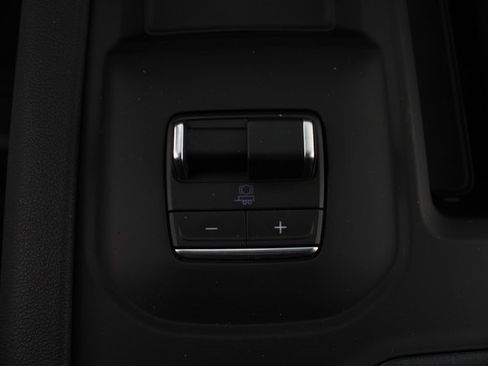 New 2026 GMC Sierra 3500 AT4 w/ AT4 Premium Plus Package image 9