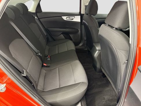 Used 2023 Kia Forte LXS w/ LXS Technology Package FWD image 21