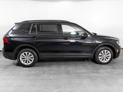 Used 2018 Volkswagen Tiguan S FWD image 9