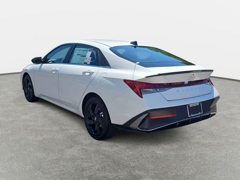 New 2026 Hyundai Elantra SEL Sport Premium FWD image 7
