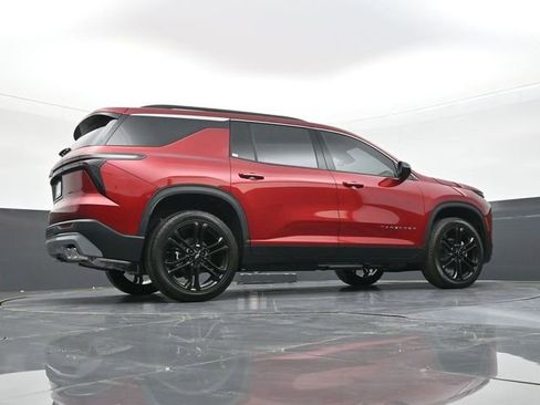 New 2026 Chevrolet Traverse LT w/ LPO, Floor Liner Package FWD image 44