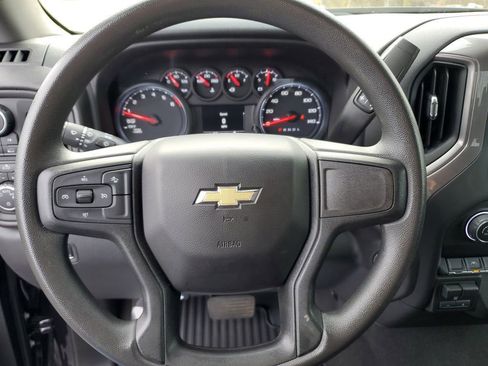 Used 2023 Chevrolet Silverado 1500 Custom image 17