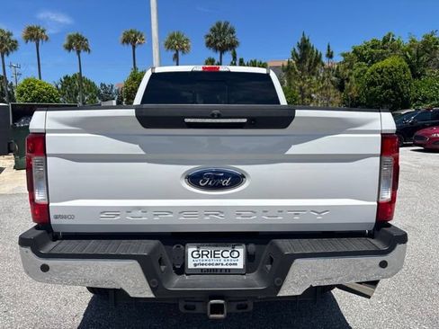 Used 2019 Ford F250 Lariat w/ Lariat Ultimate Package AWD/4WD image 3