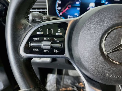 Used 2022 Mercedes-Benz GLS 450 4MATIC image 15