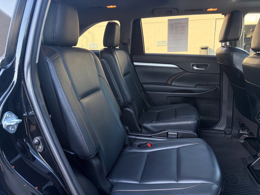 Used 2018 Toyota Highlander XLE w/ Protection Package #3 AWD/4WD image 20