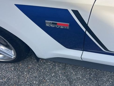 Used 2016 Ford Mustang GT Premium image 4