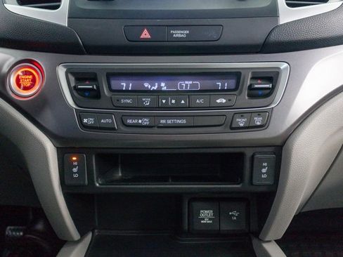 Used 2019 Honda Ridgeline RTL image 17