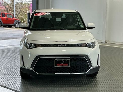 Used 2025 Kia Soul LX w/ LX Technology Package image 19