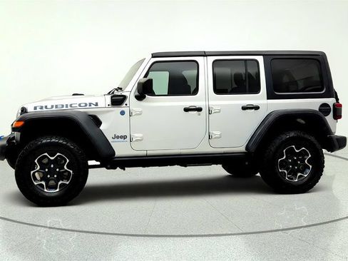 Used 2023 Jeep Wrangler Unlimited Rubicon 4xe w/ Cold Weather Group AWD/4WD image 8