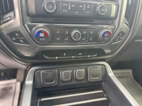 Used 2015 Chevrolet Silverado 1500 LTZ AWD/4WD image 32