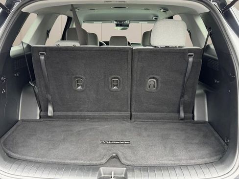 Used 2023 Hyundai Palisade SE w/ Cargo Package FWD image 23