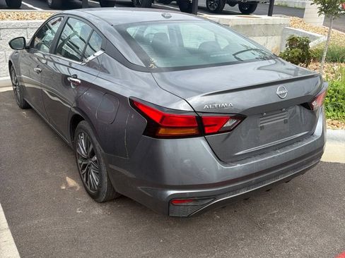Used 2025 Nissan Altima 2.5 SV FWD image 4