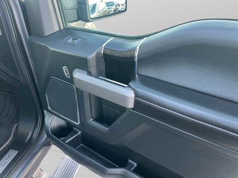 Used 2020 Ford F150 Platinum w/ Equipment Group 701A Luxury image 16