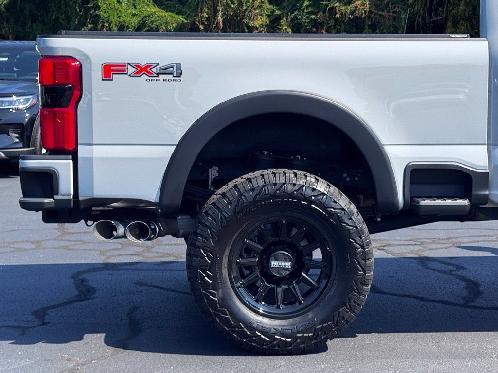 Used 2025 Ford F250 Platinum AWD/4WD image 52