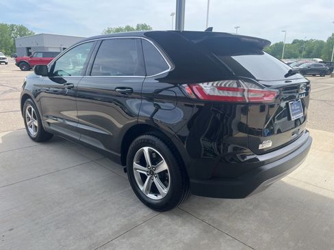 Certified 2023 Ford Edge SEL w/ Convenience Package AWD/4WD image 3