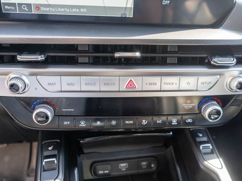 Used 2024 Kia Telluride S w/ S Sunroof Package AWD/4WD image 22