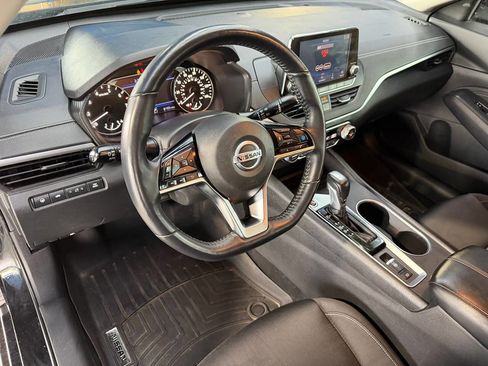 Used 2019 Nissan Altima 2.5 SV AWD/4WD image 13