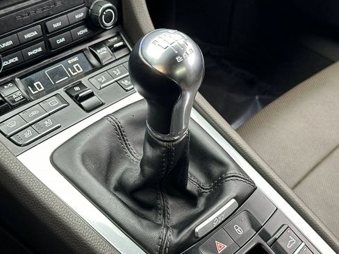 Used 2018 Porsche 911 Carrera S image 16