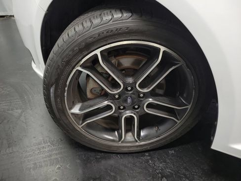 Used 2015 Ford Flex SEL w/ Equipment Group 202A FWD image 14