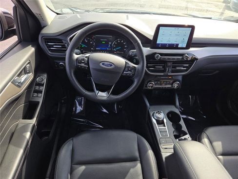 Used 2021 Ford Escape SEL image 21