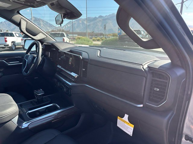Certified 2026 Chevrolet Silverado 1500 RST w/ RST All Star Premium Package AWD/4WD image 33