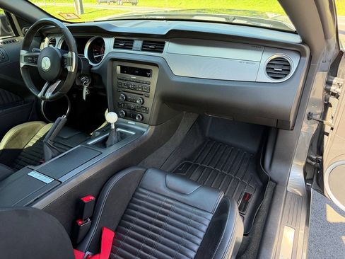 Used 2013 Ford Mustang Shelby GT500 RWD image 15