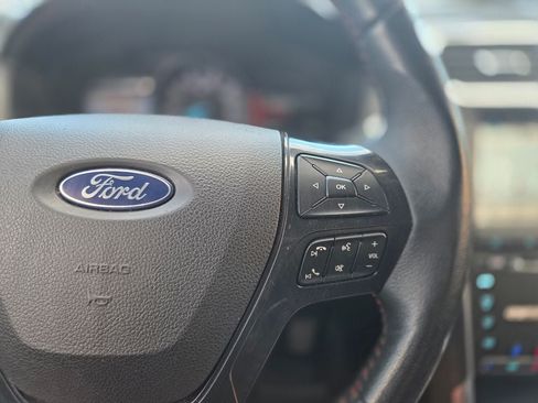 Used 2018 Ford Explorer Sport w/ Equipment Group 401A AWD/4WD image 21